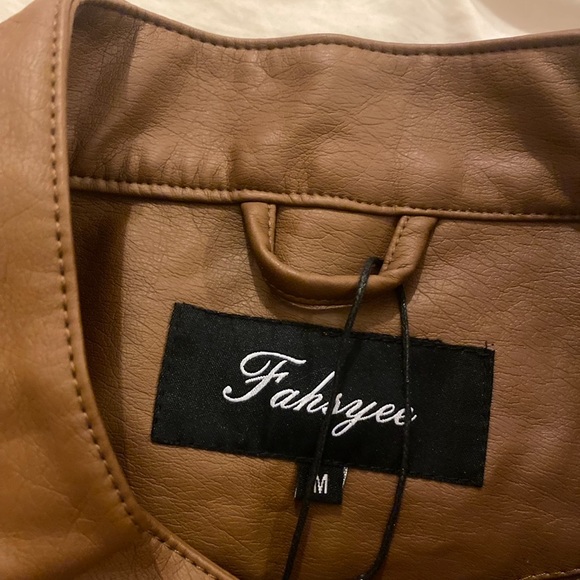 NWT faux leather jacket in camel - Picture 6 of 9